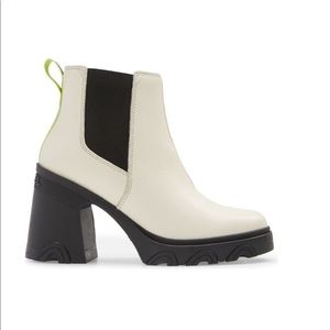 Sorel Brex Block Heel Chelsea Bootie- NO BOX